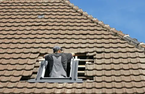 Pose de velux - Parçay-Meslay